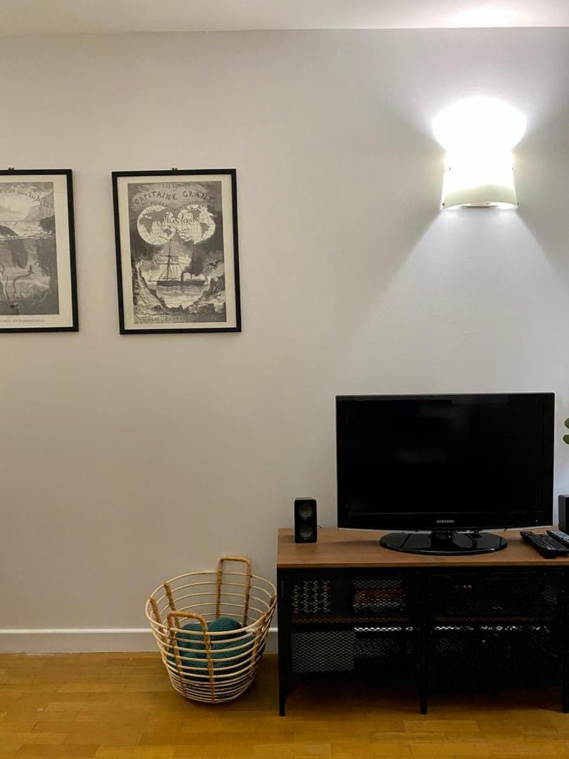 Spacious 1Br | Near City Center & Baby-Friendly! Apartment Lyon Exterior photo